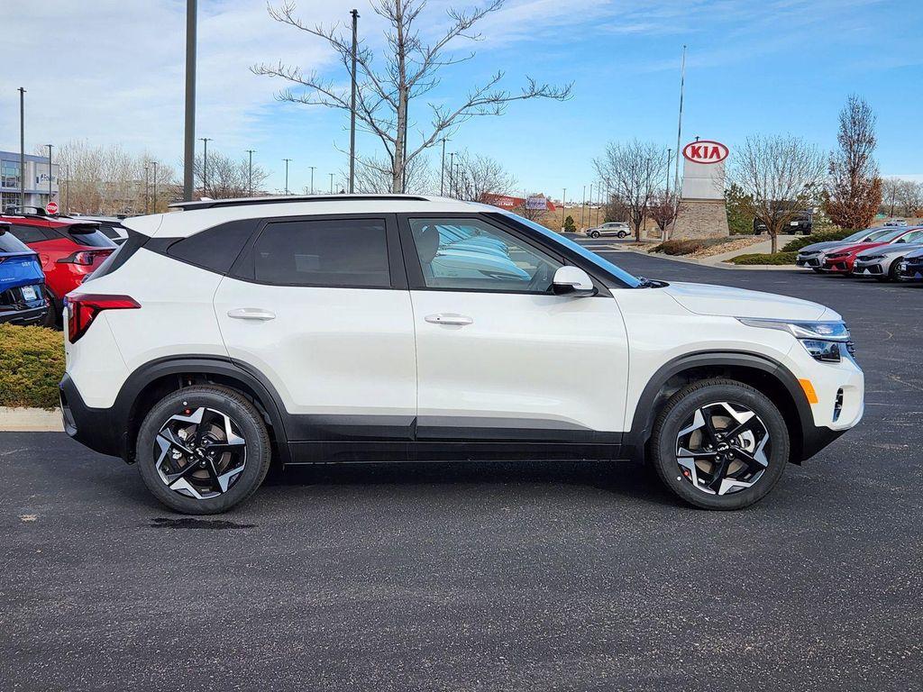 new 2026 Kia Seltos car, priced at $27,780