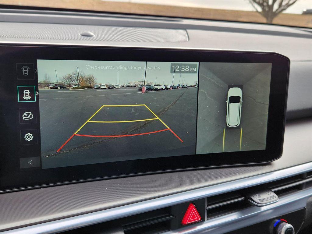 new 2026 Kia Sorento Hybrid car, priced at $48,495