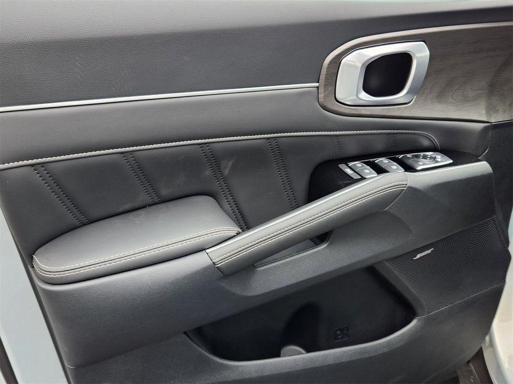 new 2026 Kia Sorento car, priced at $43,353