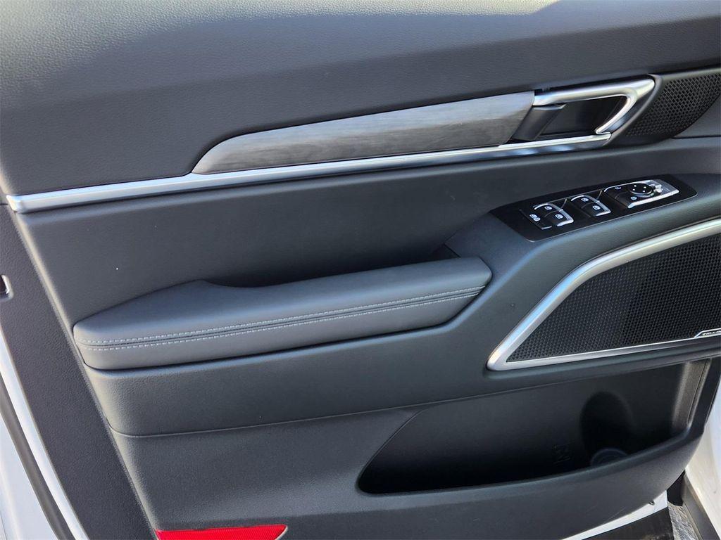 new 2025 Kia Telluride car, priced at $43,700