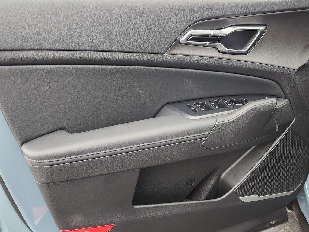 new 2026 Kia Sportage car, priced at $35,905