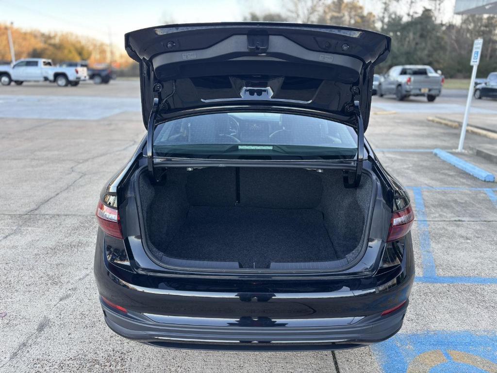 used 2024 Volkswagen Jetta car, priced at $21,577