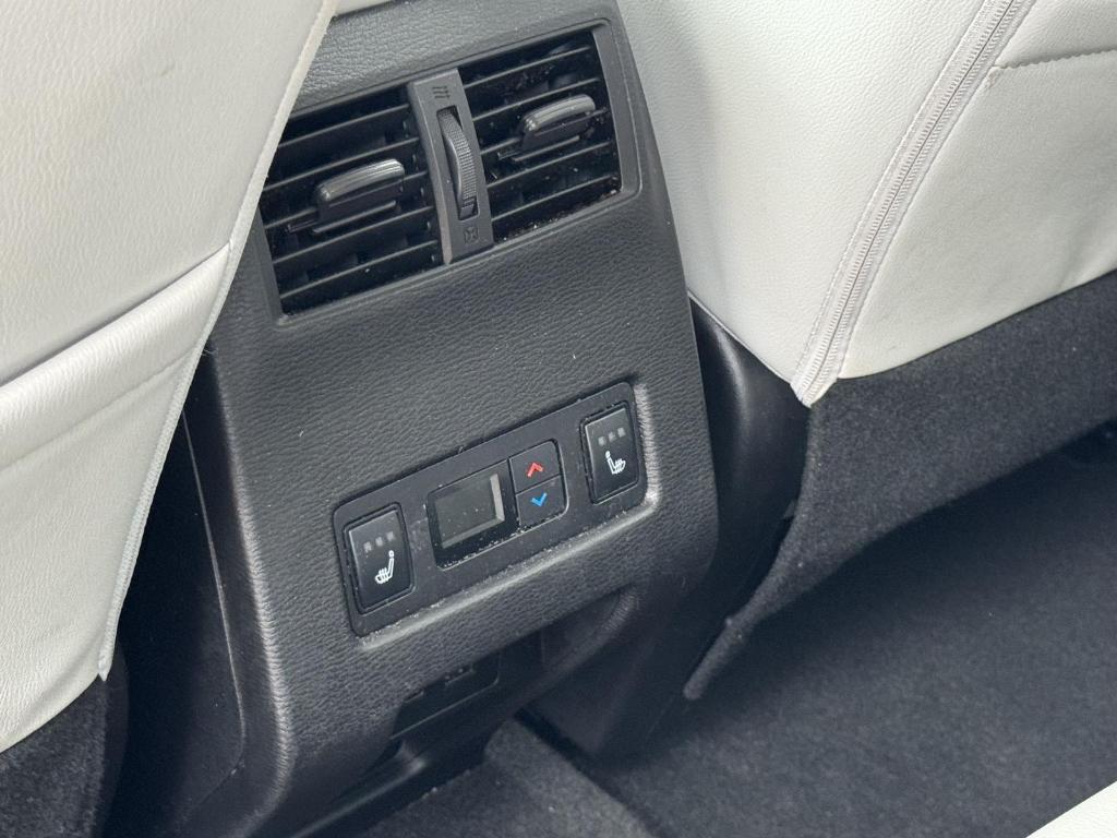 used 2024 Mitsubishi Outlander car, priced at $29,777