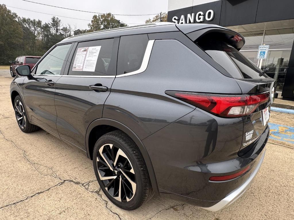 used 2024 Mitsubishi Outlander car, priced at $29,777