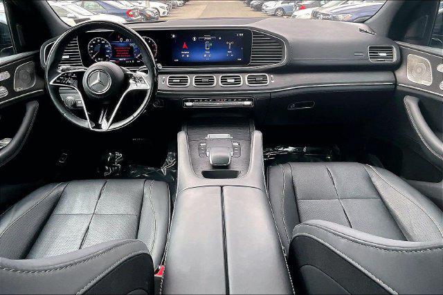 Mercedes-Benz GLE view 12