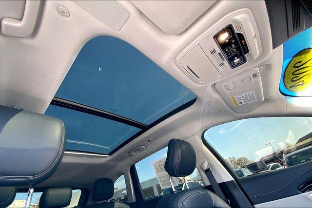 used 2024 Lincoln Nautilus car, priced at $51,480