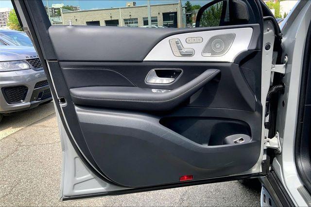 used 2025 Mercedes-Benz GLE 450 car, priced at $73,444