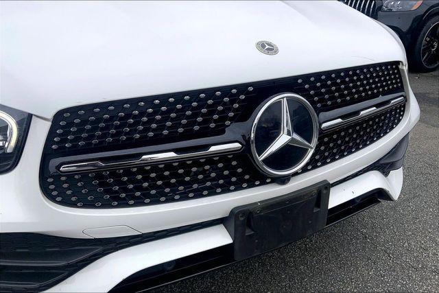 used 2023 Mercedes-Benz GLC 300 car, priced at $40,399