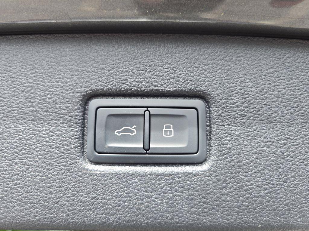 used 2025 Audi Q7 car, priced at $49,750