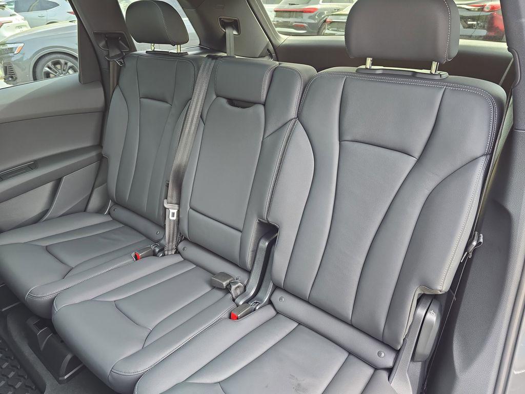 used 2025 Audi Q7 car, priced at $49,750