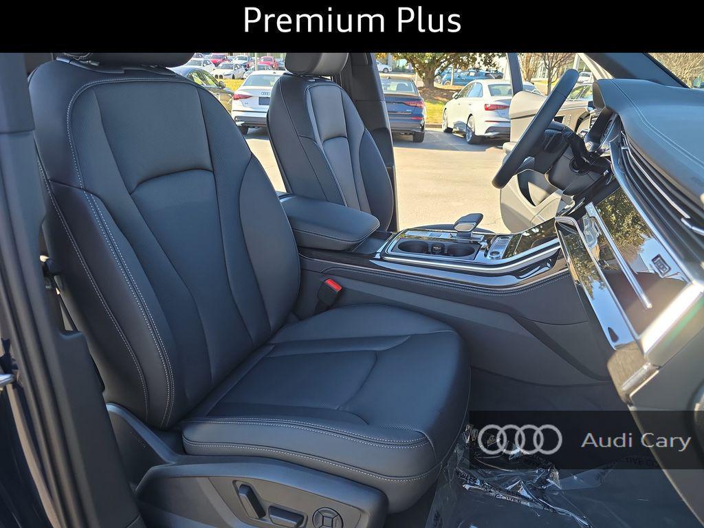 new 2026 Audi Q7 car, priced at $70,555