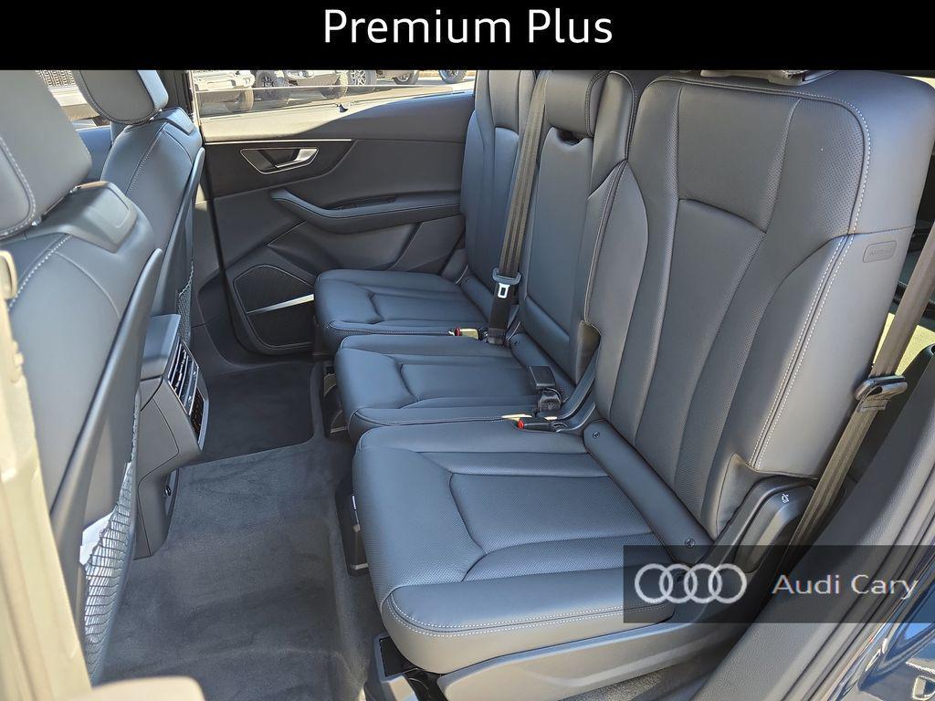 new 2026 Audi Q7 car, priced at $69,555