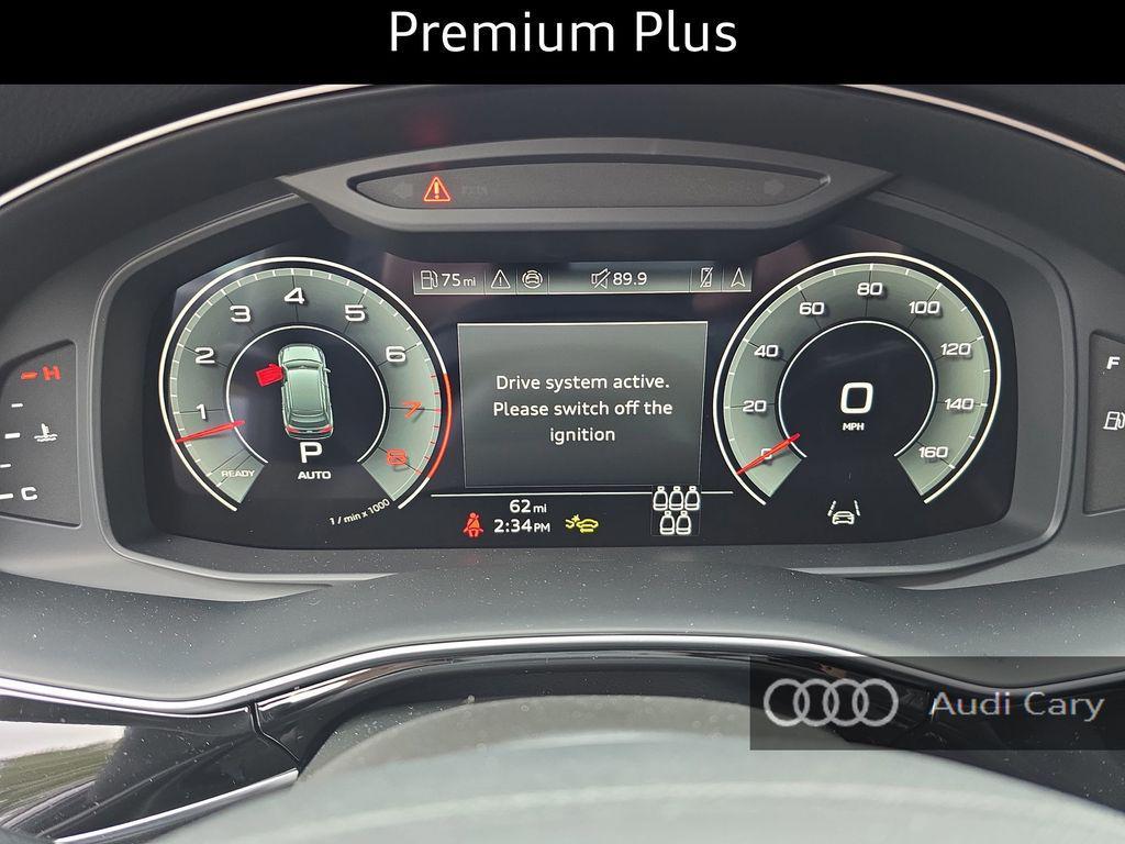 new 2025 Audi Q7 car, priced at $70,186