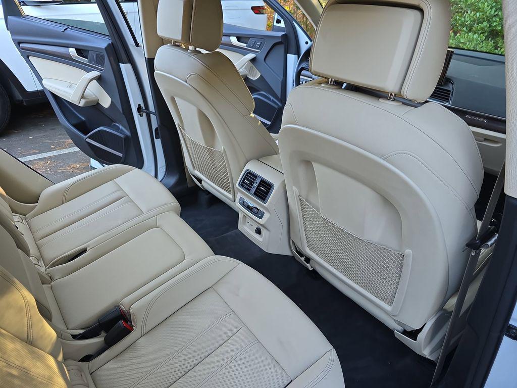 used 2024 Audi Q5 car, priced at $41,950