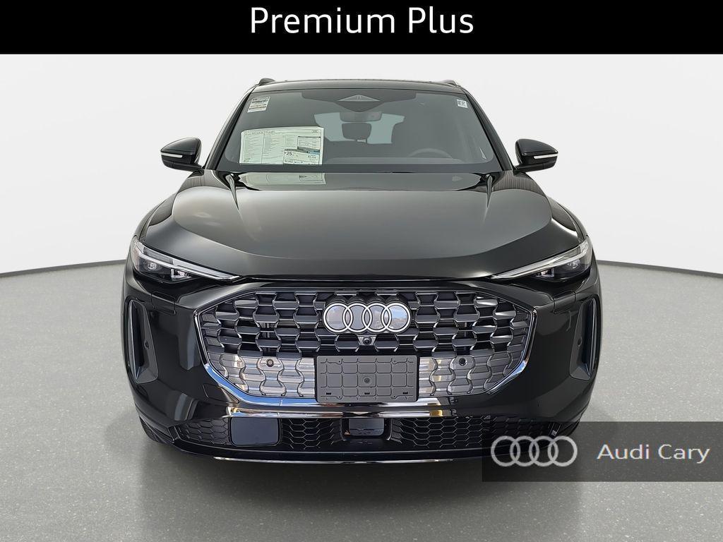 new 2025 Audi Q5 car, priced at $59,290