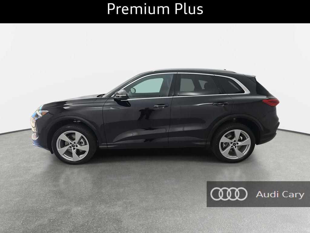 new 2025 Audi Q5 car, priced at $59,290
