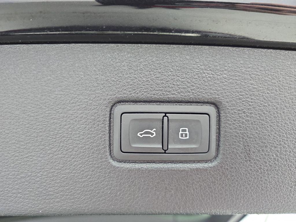 used 2021 Audi Q7 car, priced at $24,950