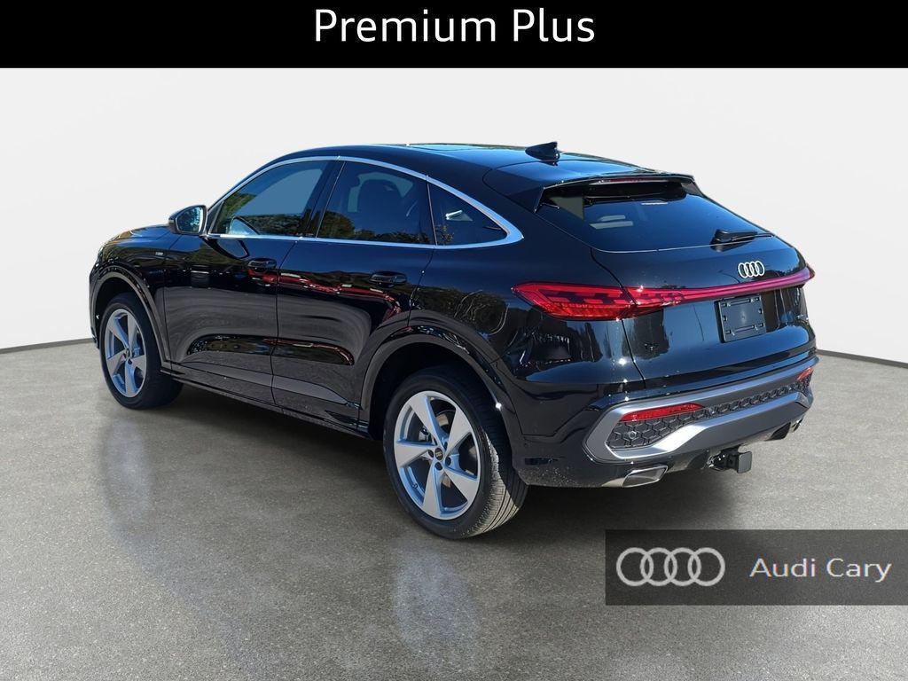 new 2025 Audi Q5 car, priced at $60,417