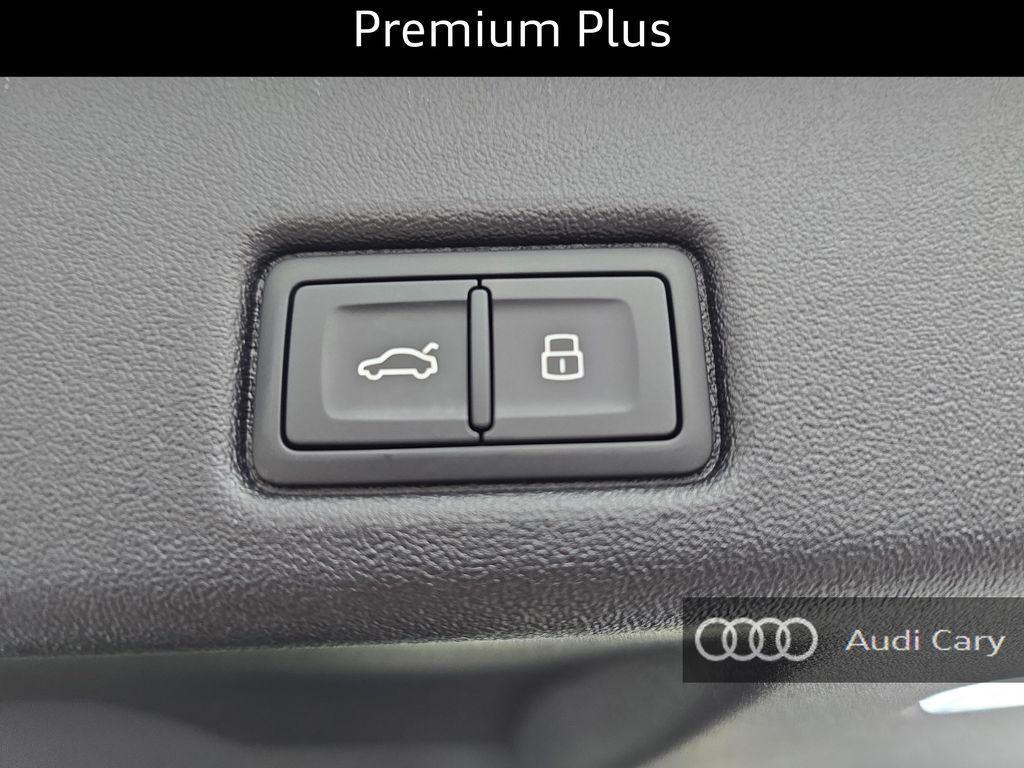 new 2025 Audi Q5 car, priced at $58,741