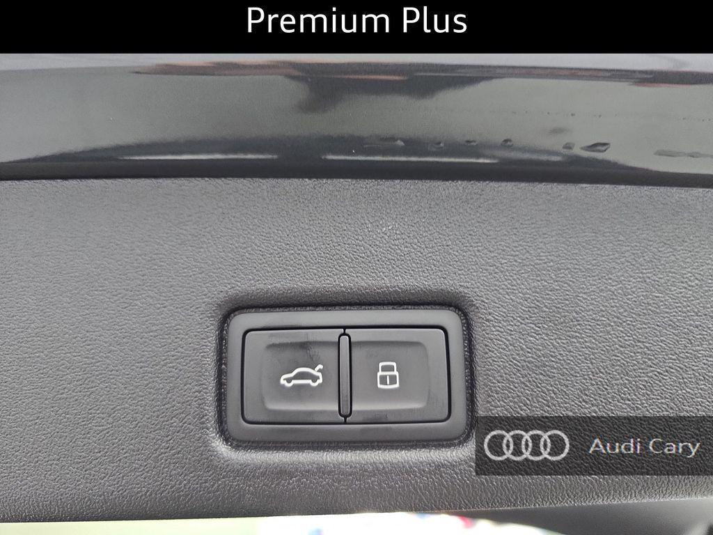 new 2025 Audi Q5 car, priced at $57,869