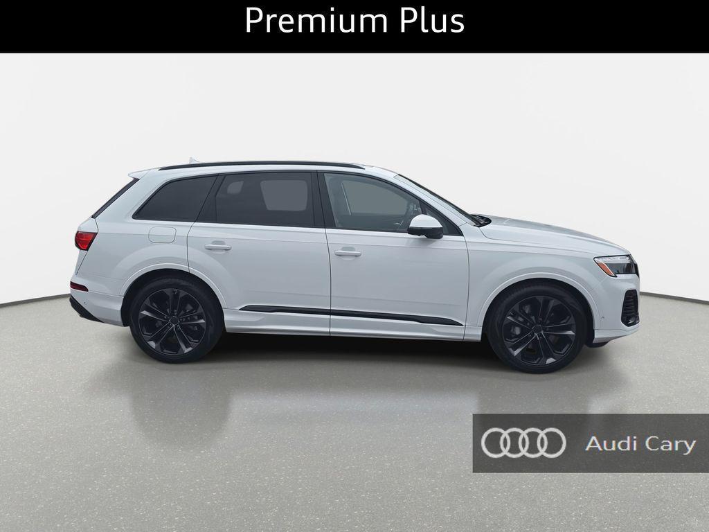 new 2026 Audi Q7 car, priced at $70,240