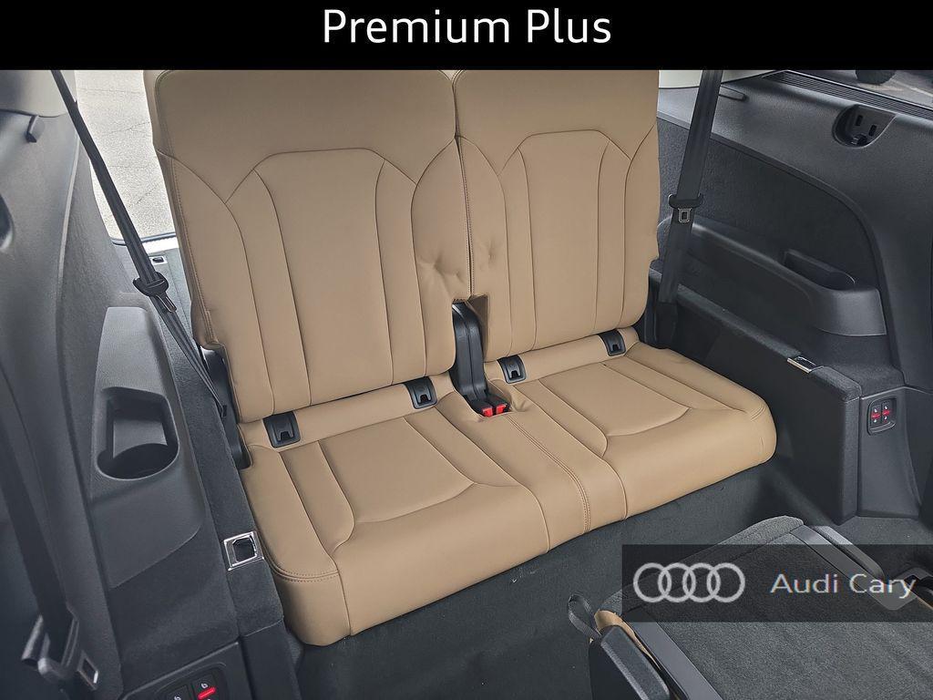 new 2026 Audi Q7 car, priced at $70,240