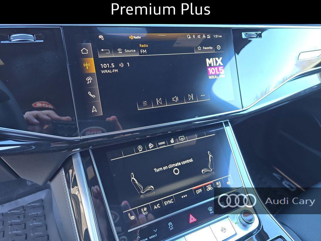 new 2026 Audi Q7 car, priced at $69,666