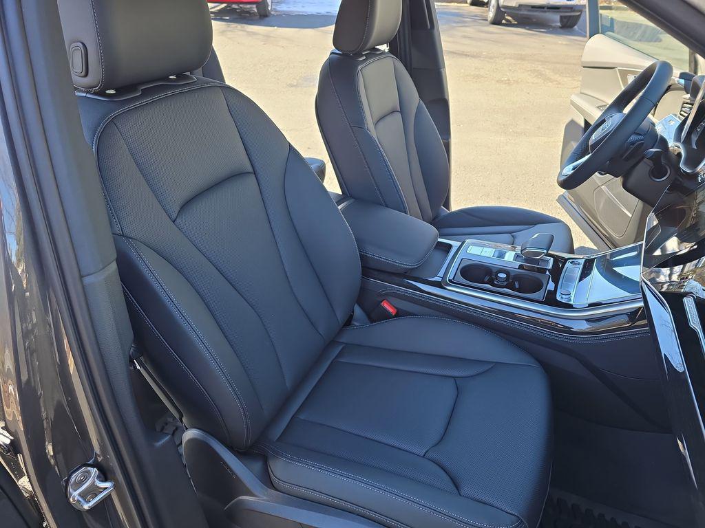 used 2026 Audi Q7 car, priced at $68,450