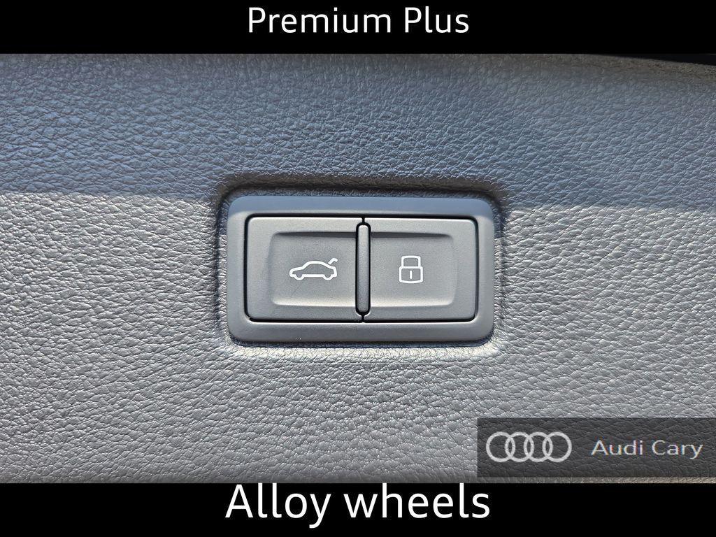 new 2026 Audi Q7 car, priced at $67,973