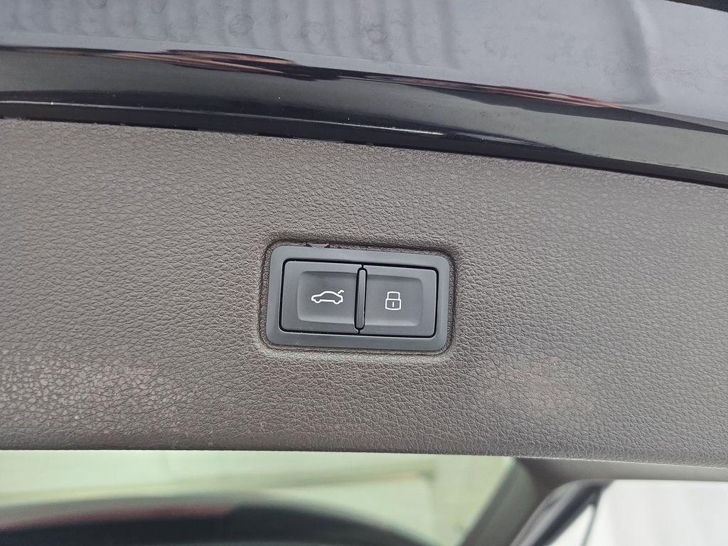 used 2019 Audi Q7 car, priced at $20,950