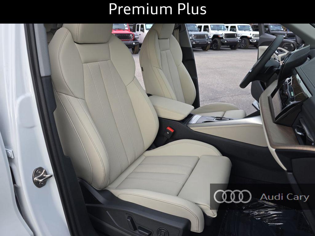 new 2025 Audi Q5 car, priced at $59,236