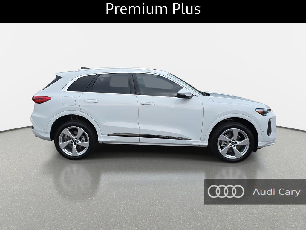 new 2025 Audi Q5 car, priced at $59,236