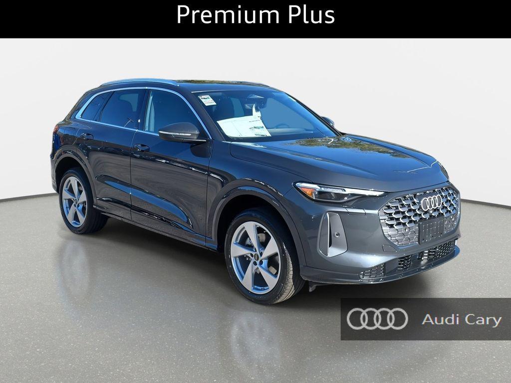 new 2025 Audi Q5 car, priced at $58,653