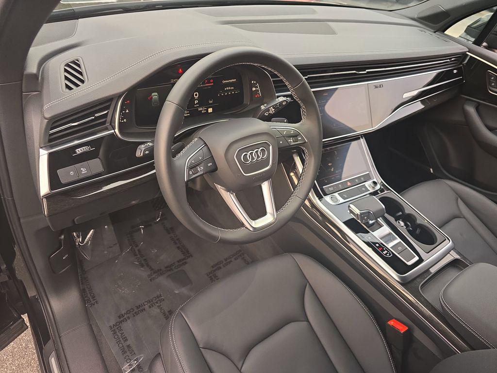 used 2025 Audi Q7 car, priced at $51,950