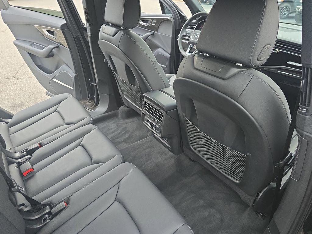 used 2025 Audi Q7 car, priced at $51,950