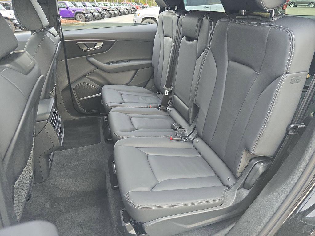 used 2025 Audi Q7 car, priced at $51,950