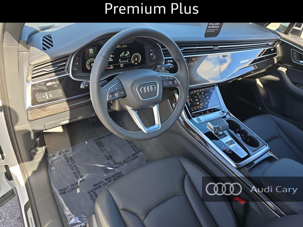 new 2026 Audi Q7 car, priced at $70,555