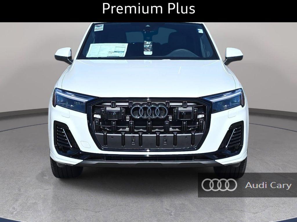 new 2026 Audi Q7 car, priced at $70,555