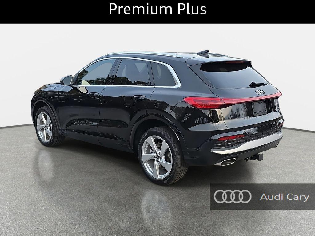 new 2025 Audi Q5 car, priced at $58,131