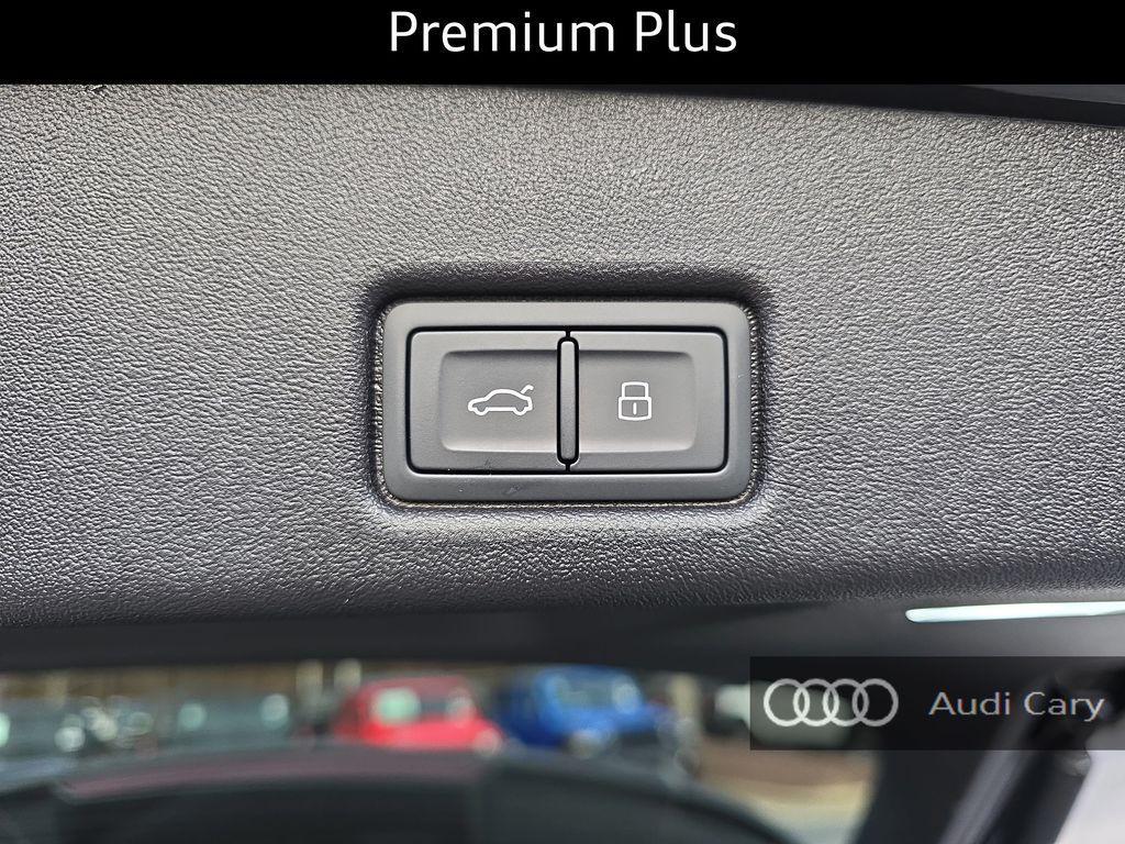 new 2025 Audi Q5 car, priced at $58,131