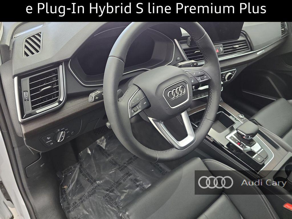 new 2025 Audi Q5 car, priced at $57,608