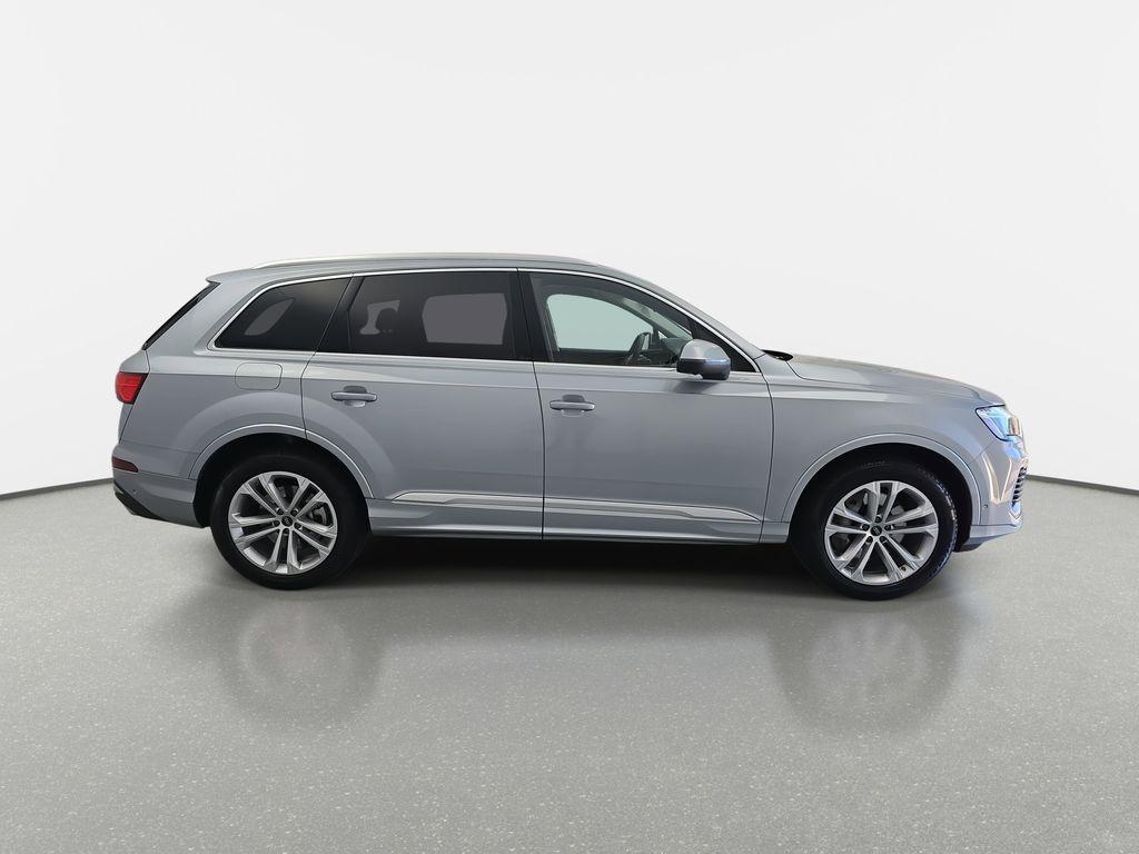 used 2025 Audi Q7 car, priced at $54,450