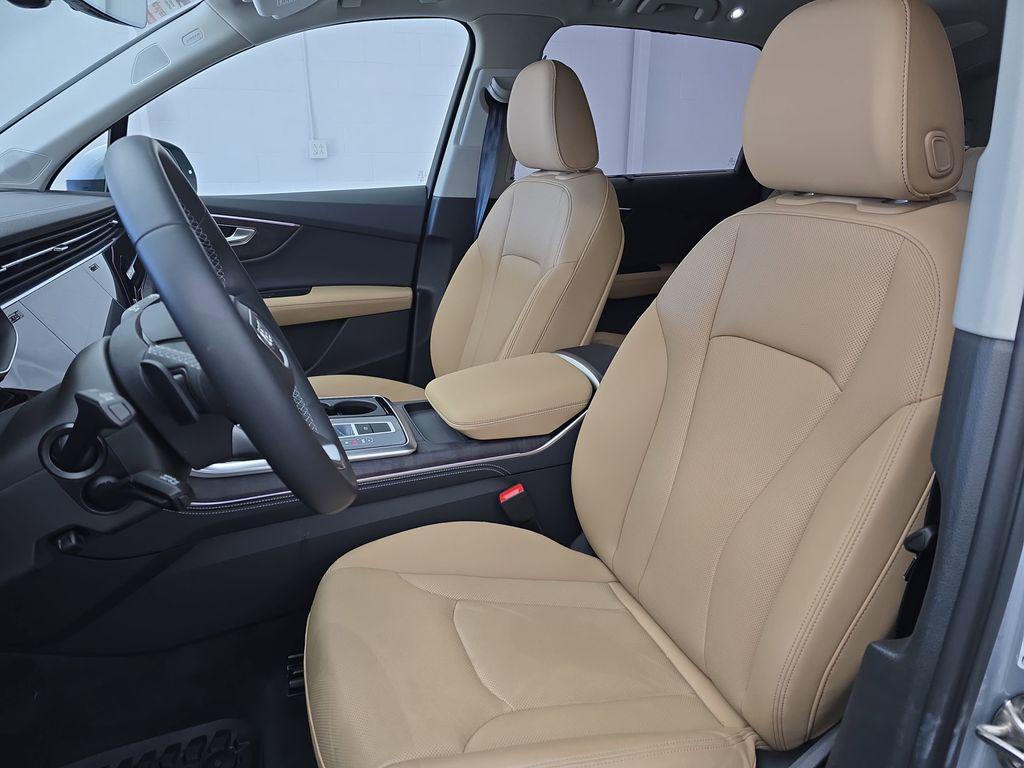 used 2025 Audi Q7 car, priced at $54,450