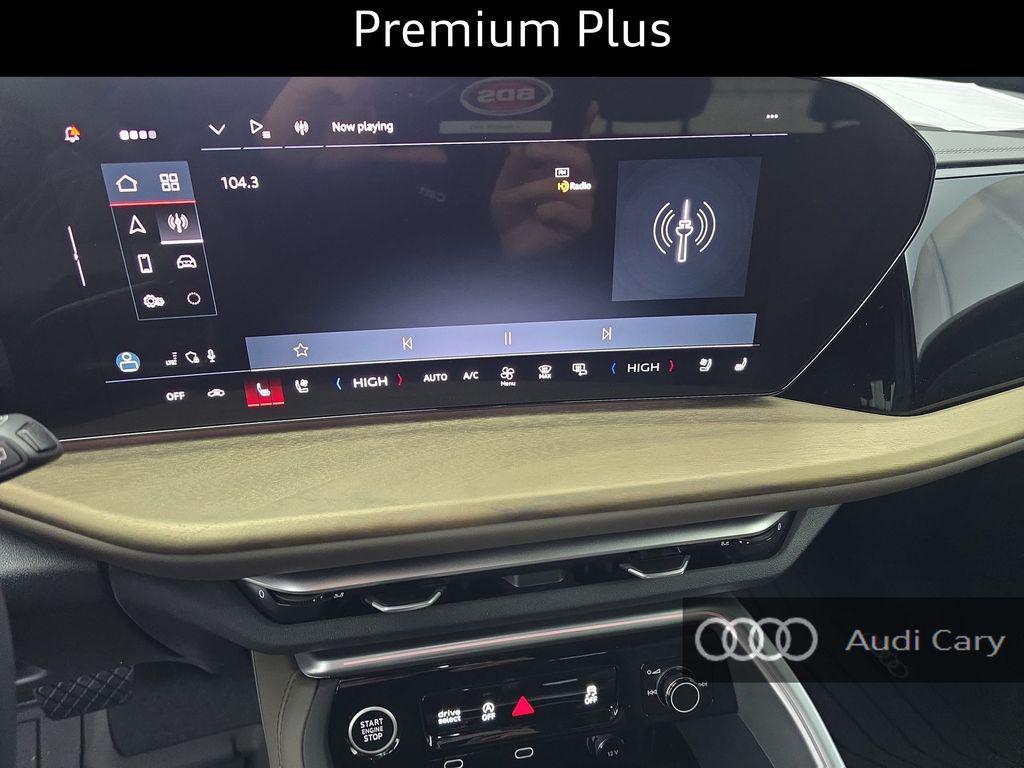 new 2025 Audi Q5 car, priced at $58,423