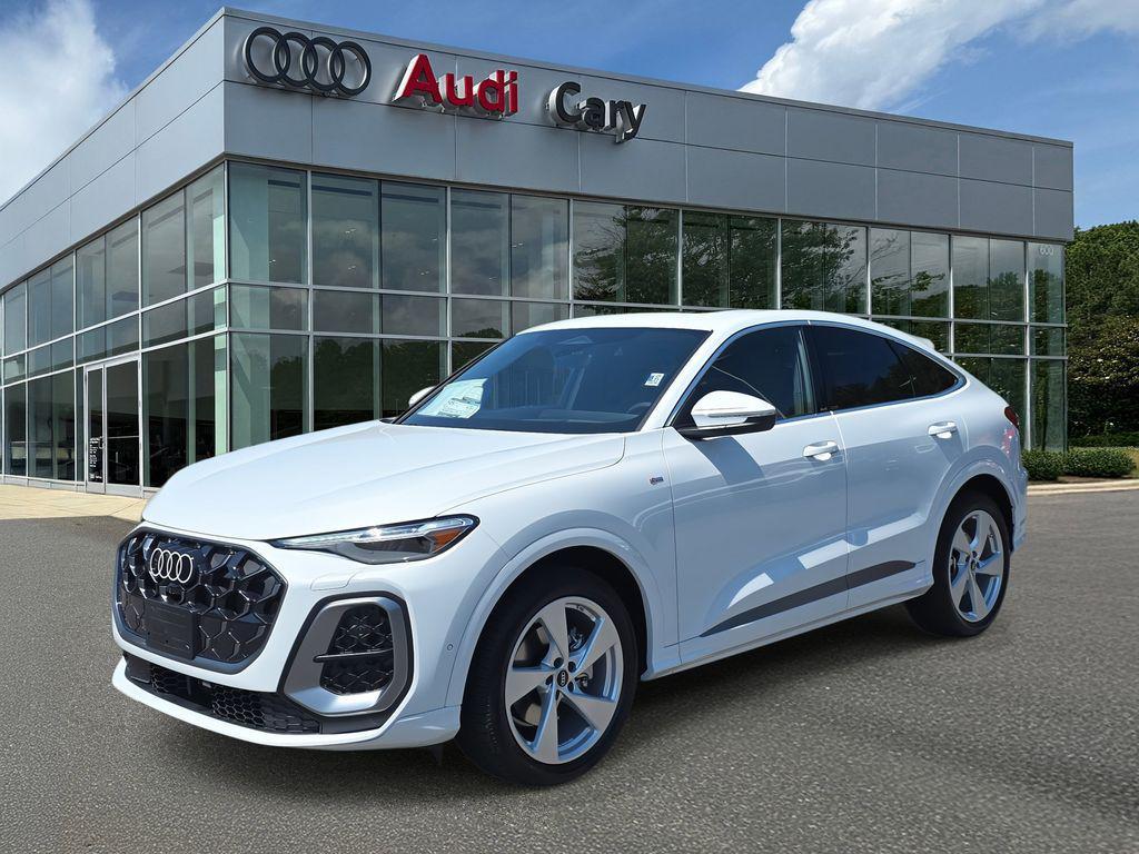 new 2025 Audi Q5 car, priced at $61,889