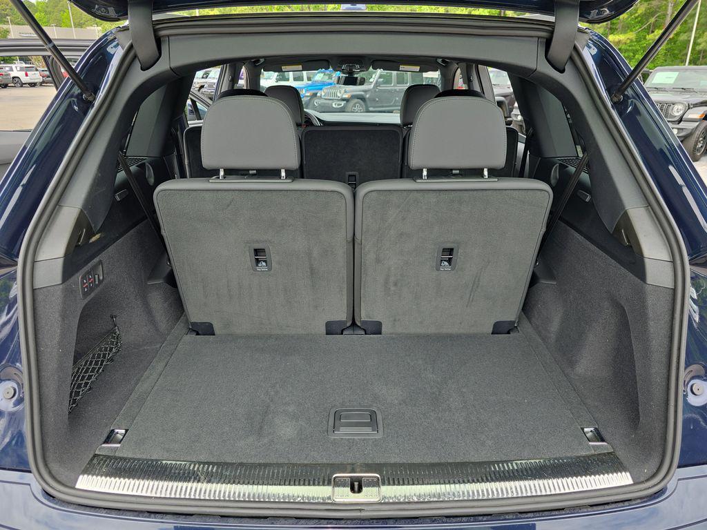 used 2025 Audi Q7 car, priced at $48,468