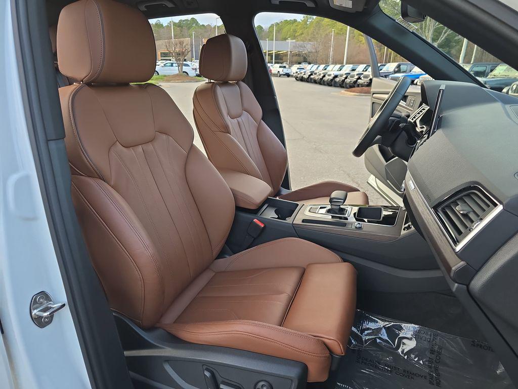 used 2024 Audi Q5 car, priced at $38,950