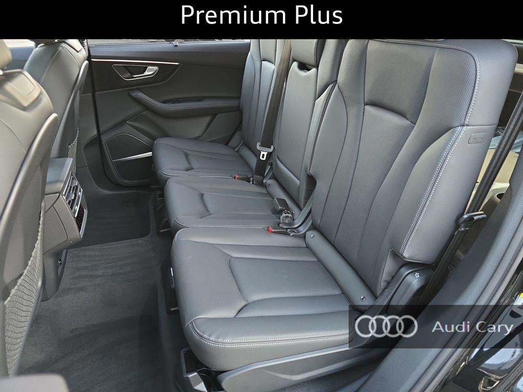 new 2026 Audi Q7 car, priced at $69,666