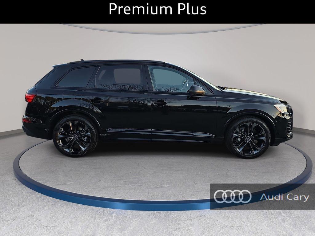 new 2026 Audi Q7 car, priced at $70,666