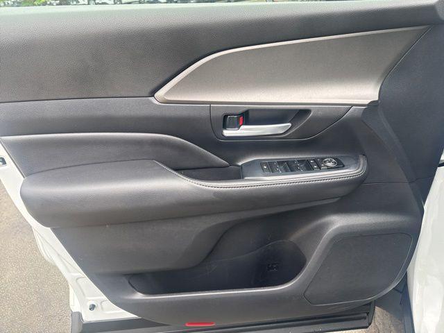 used 2024 Toyota Grand Highlander car, priced at $43,289